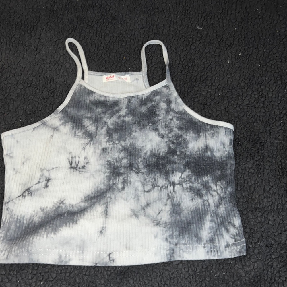 yellow shein and marble romwe tank top